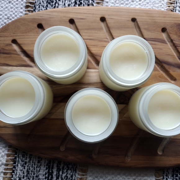 Back in stock Organic Healing Tallow Balm with Raw Honey and Electrolytes 💚 - Picture 7 of 10